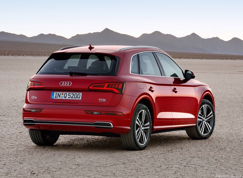 新型AUDI Q5デビュー