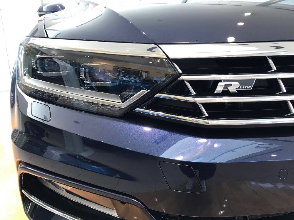 【レビュー】パサート　R-Lineを見てきました！